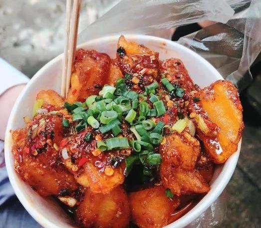 国内专坑游客的8条美食街,国内专坑游客的10条美食街