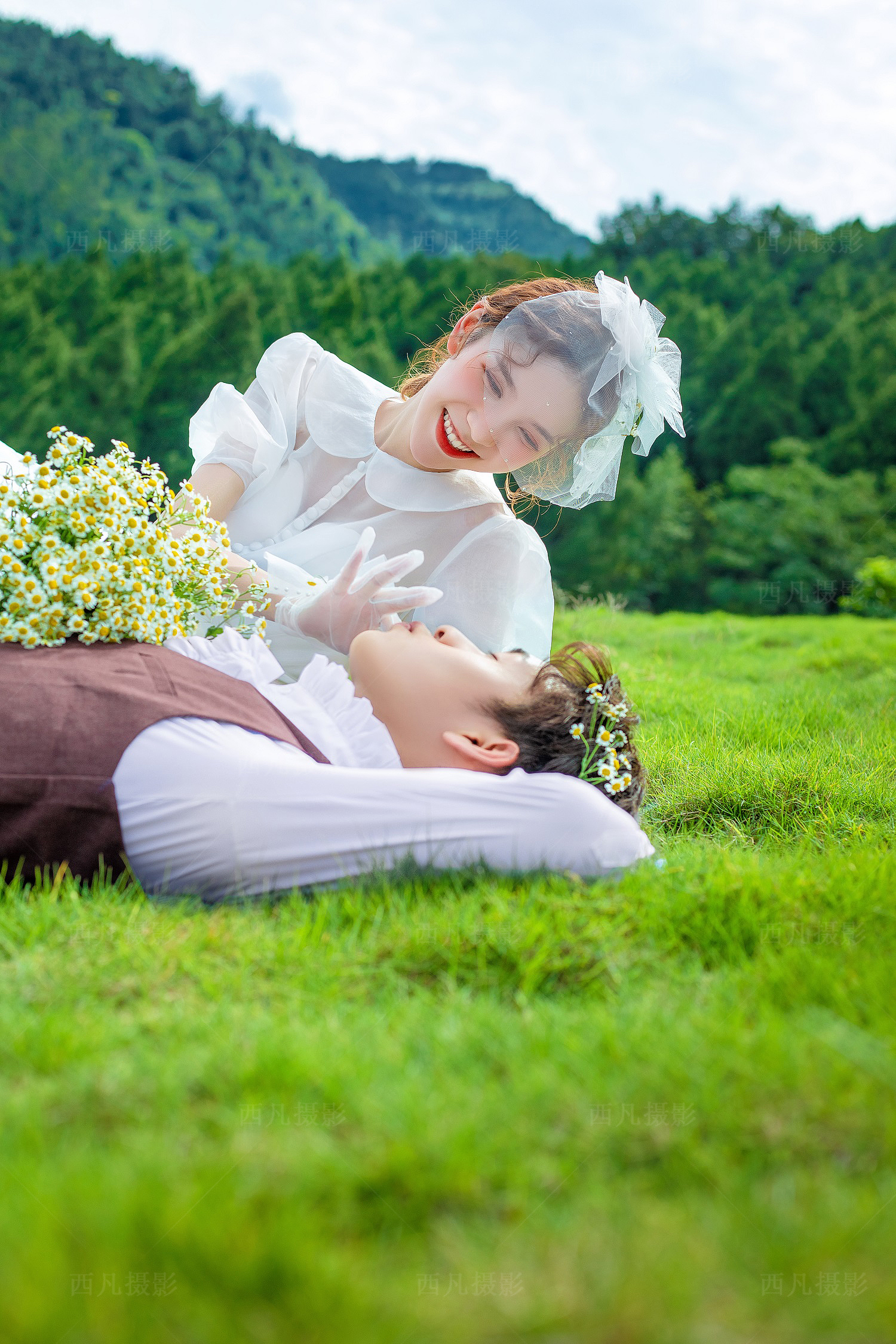 胸小的新娘应该如何穿婚纱