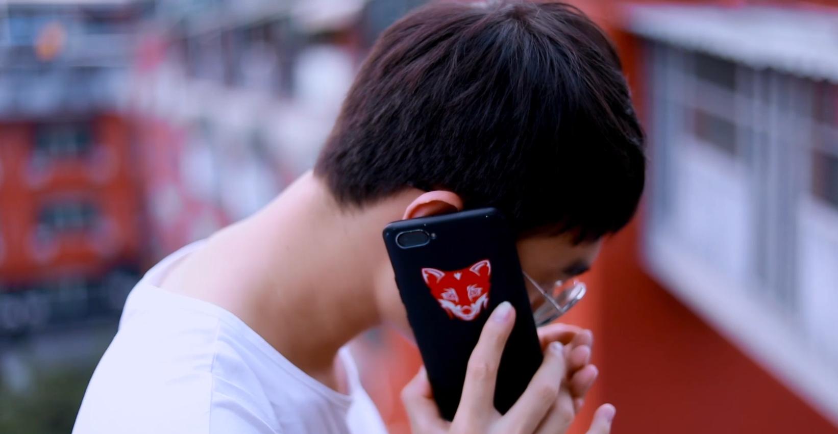 手机声音忽然小了一半是怎么回事,手机声音忽然小啦