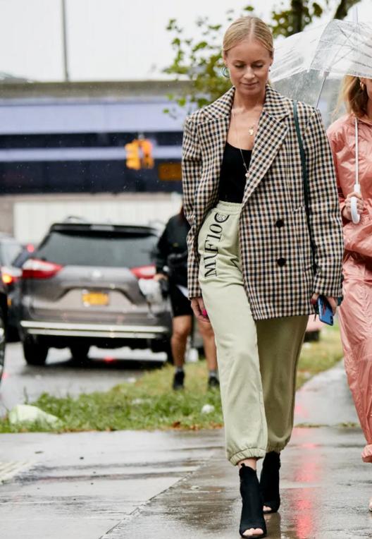 运动裤最经典穿搭,能穿搭又适合跑步的运动裤