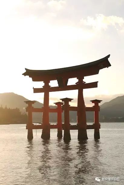 增强自信的10个有效方法,用什么办法可以帮别人提高自信