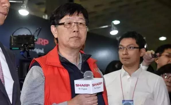 从董事候选名单抽丝剥茧，一个个推敲未来郭台铭的鸿海接班布局