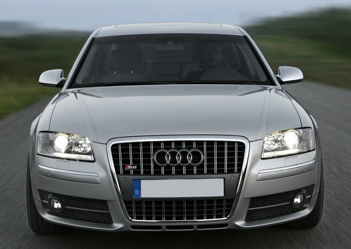 常见中高端汽车大灯,又聚光又亮的汽车大灯选择