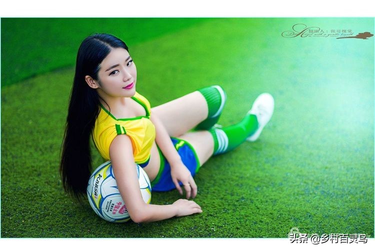 中国足球宝贝最靓丽,短发足球宝贝