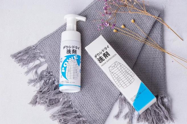 脏羽绒服真的可以一喷去污吗,白色羽绒服防脏喷雾