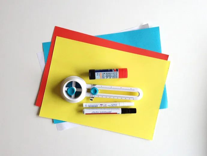 15个人左右玩的小游戏,15个人玩的室内游戏