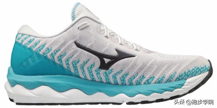 跑步者必穿的十双跑鞋,公认最好的10双跑鞋