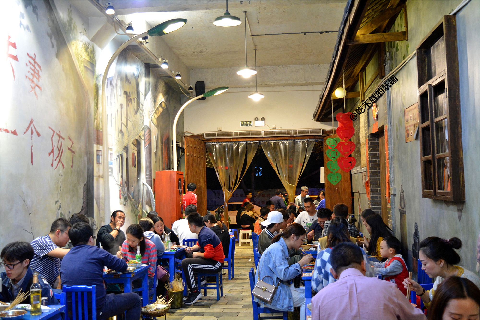 吃货夫妻结婚2周年，去成都逛吃逛吃，3天花了5600元~