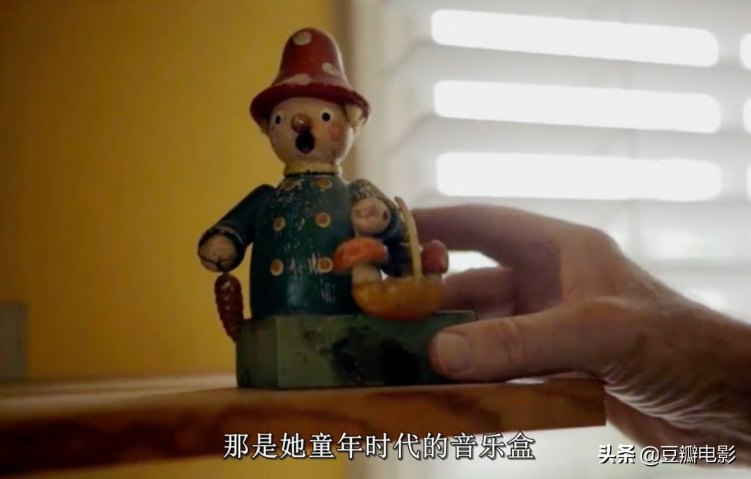 首位全裸出镜,这好莱坞*星艳**竟是wifi之母《*物尤**:海蒂·拉玛传》