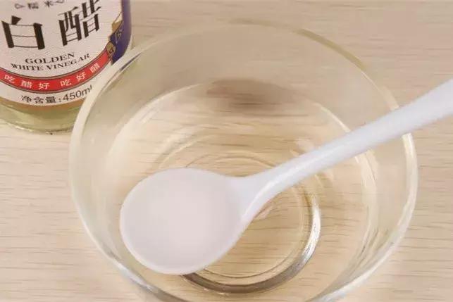 木地板清洁保养教程,木地板用什么擦洗会光亮