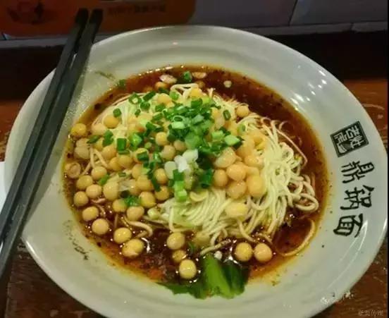 沙坪坝夏季小吃探店推荐,沙坪坝老字号美食推荐电话