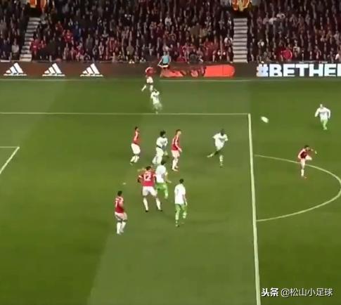 曼联马塔任意球扳回一城,马塔为曼联第200次首发