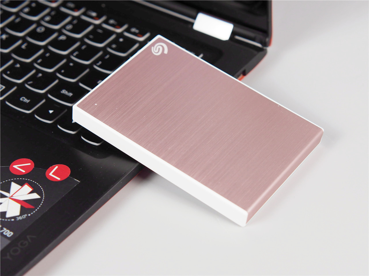 「超逸酷玩」女孩子喜欢什么样移动硬盘?希捷2新睿品系列告诉你