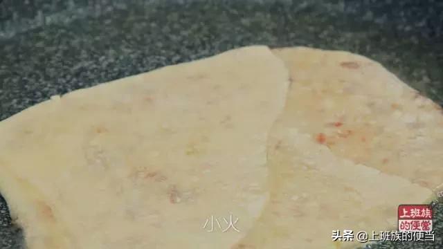 煎饼怎么做好吃又简单又方便,饭店海蛎煎饼正宗做法