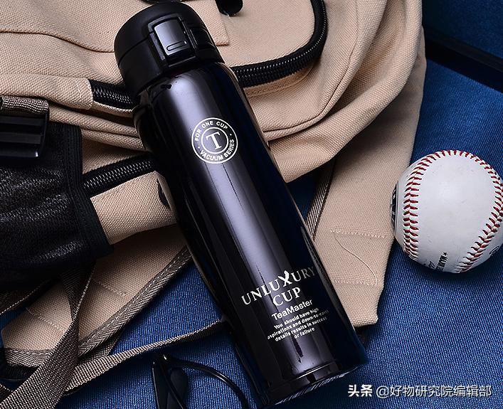 水杯界的扫地僧！低调35年终逆袭，和膳魔师肩并肩，却卖零头价