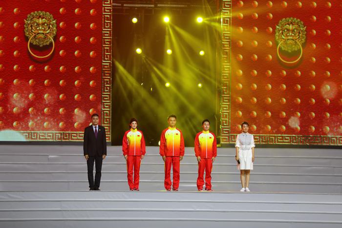 韩建峰、刘楠、秦凯、吴雅楠、闫妮，他们是十四运会形象大使