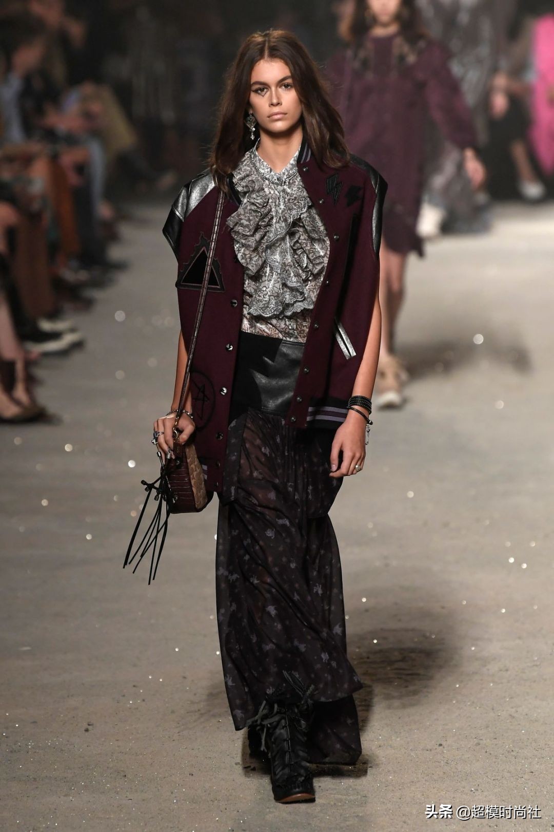 众星云集的纽约时装周,昆凌现身巴黎时装周秀场