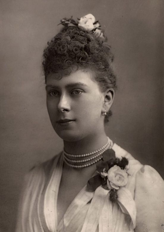 英国王室历代婚戒,王室钻石戒指