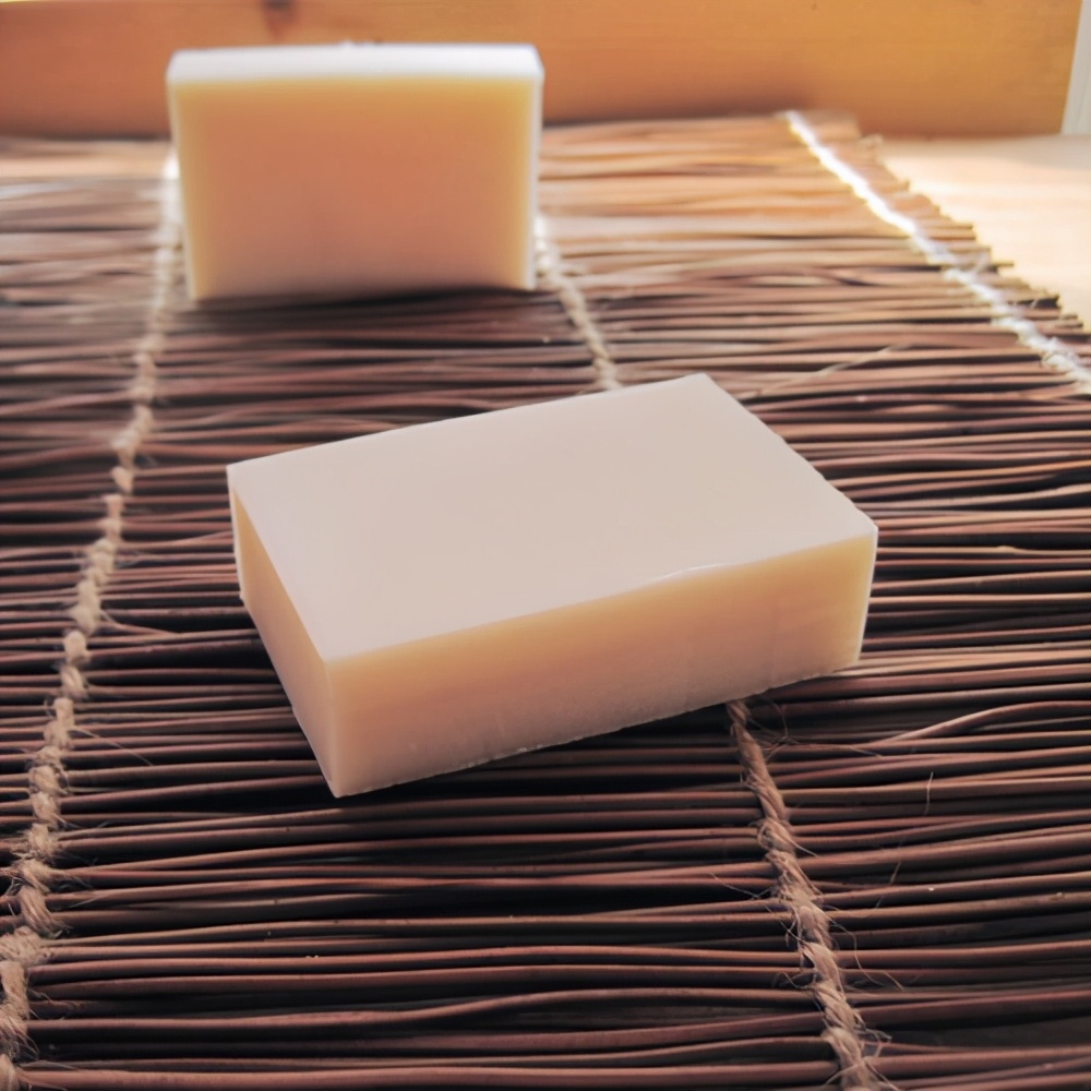 *裤内**清洗必须使用清洗液或消毒液吗？