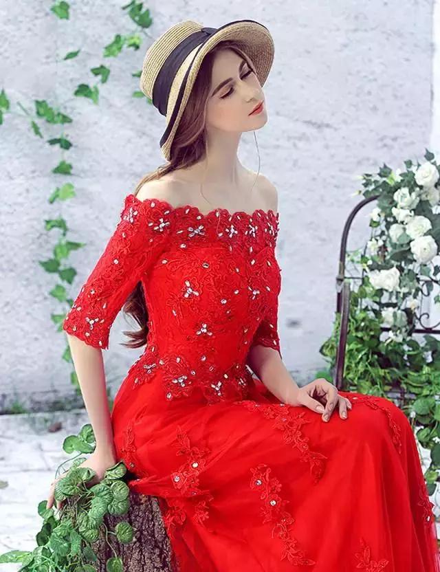 红色婚纱应该怎么搭配,红色礼服男士西装搭配