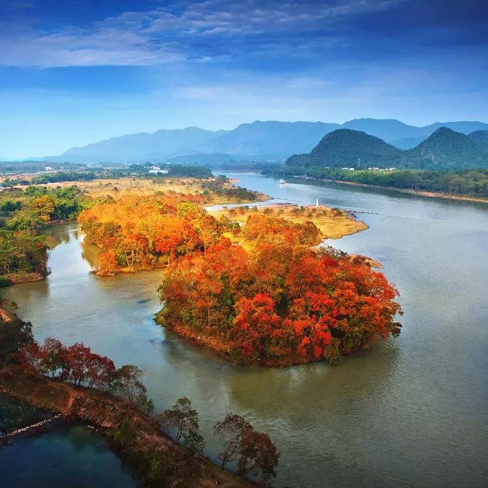 广西是一个环境优美的地方,广西是一个非常有意思的地方