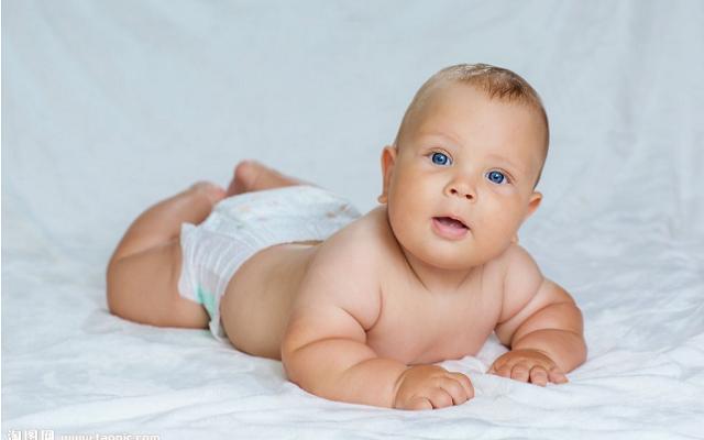 宝宝多大可以不穿纸尿裤,宝宝多大以后可以不喝奶粉