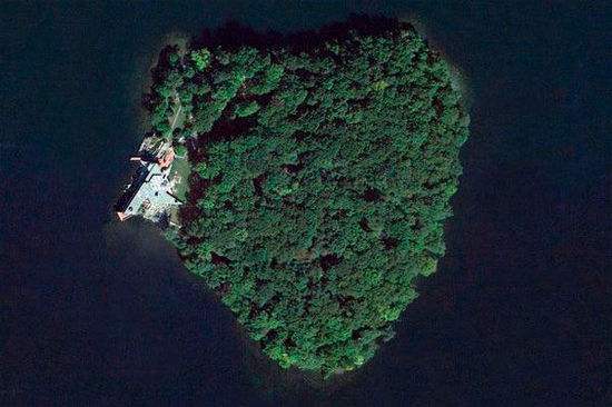 如何购买海外岛屿,哪个国家的私人海岛最适合买