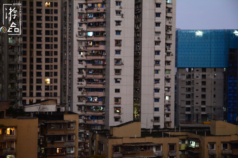 揭开重庆七星岗神秘面纱,打卡重庆最佳夜景观景台