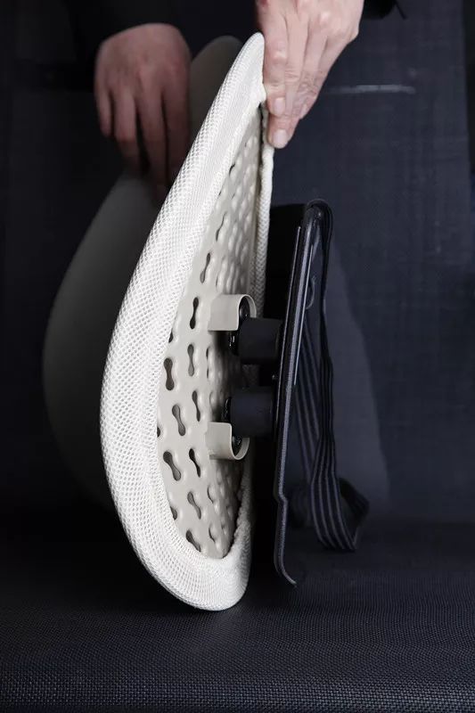 颈椎病和腰椎病治不好吗,颈椎病和腰椎病是不是治不好的病