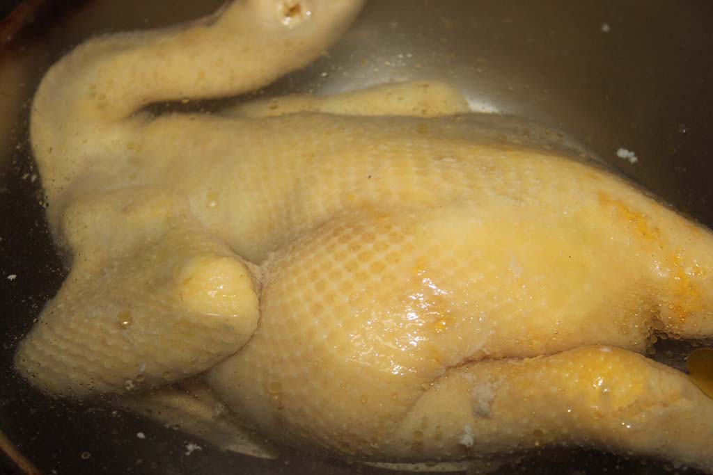正宗白切鸡浸法,广东正宗白切鸡浸熟法要关火吗
