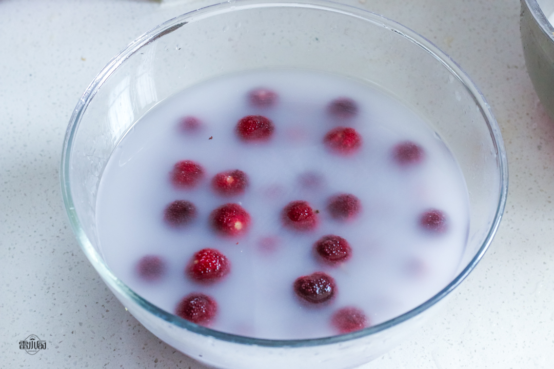 给大家分享清洗杨梅的方法,果农洗杨梅