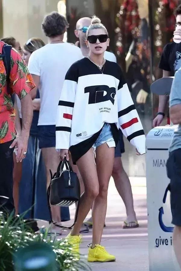 运动装怎样穿才好看呢,运动装怎么穿更时髦