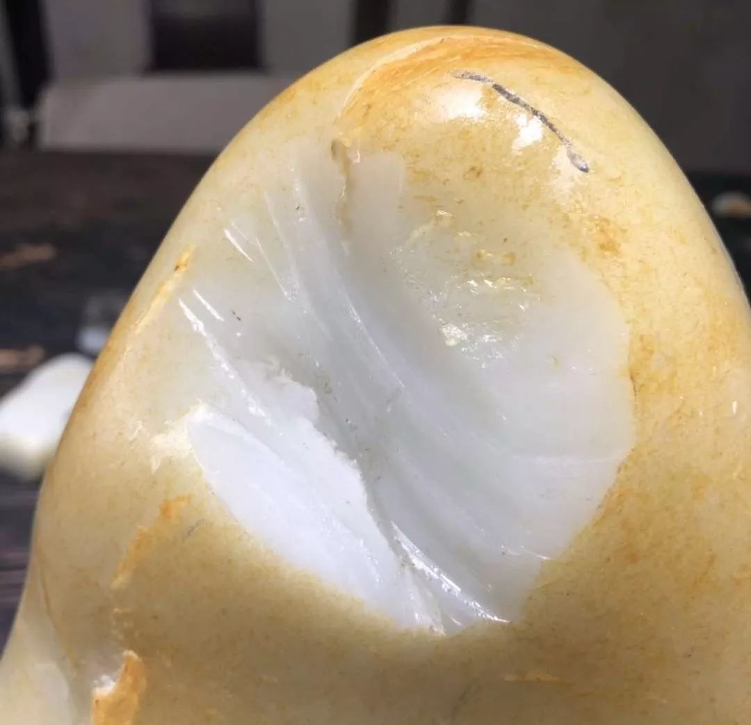 和田玉白度对比的方法,和田玉闪青怎么提白