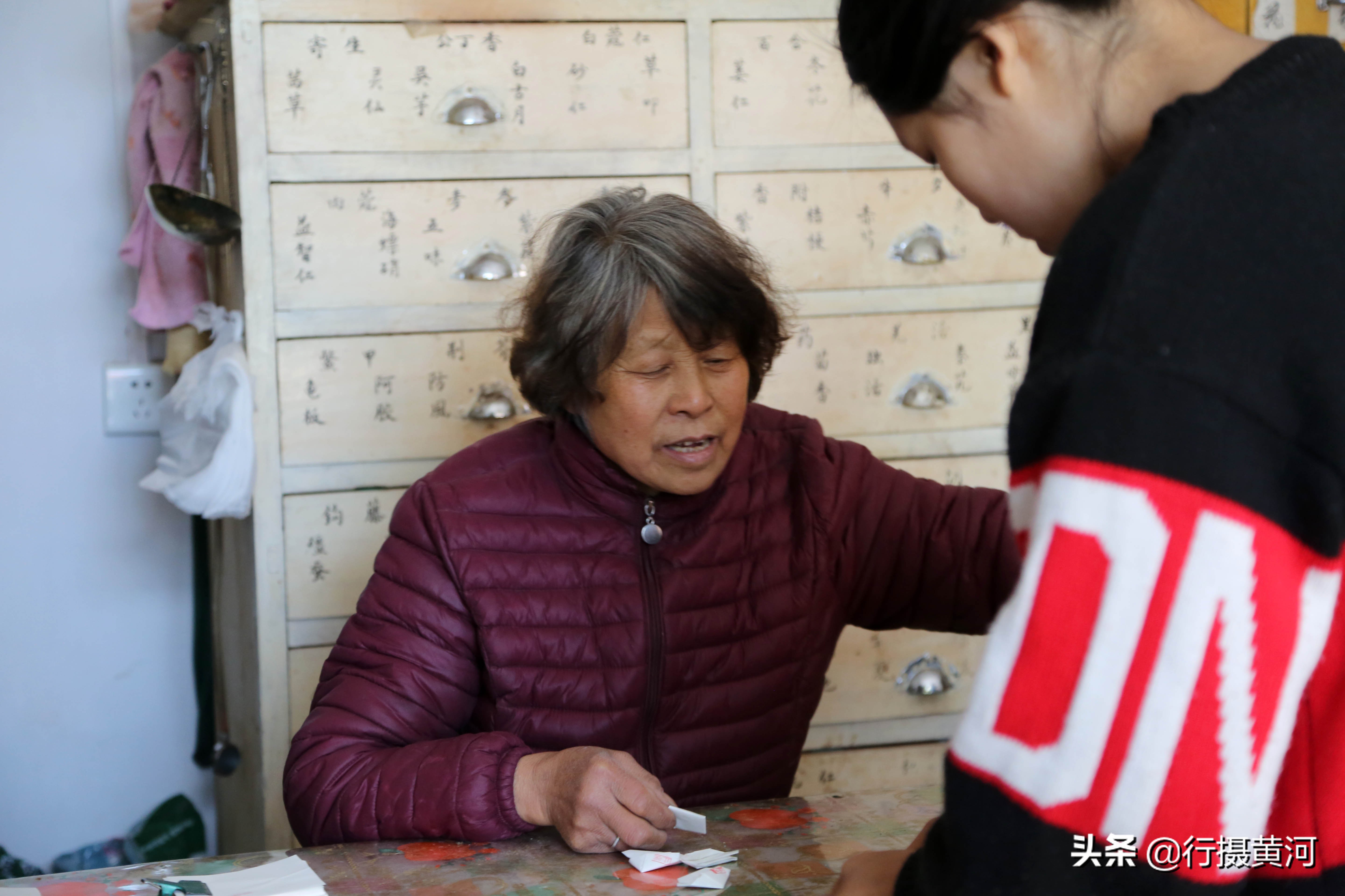 农村婆婆神医,山西村里民间老中医