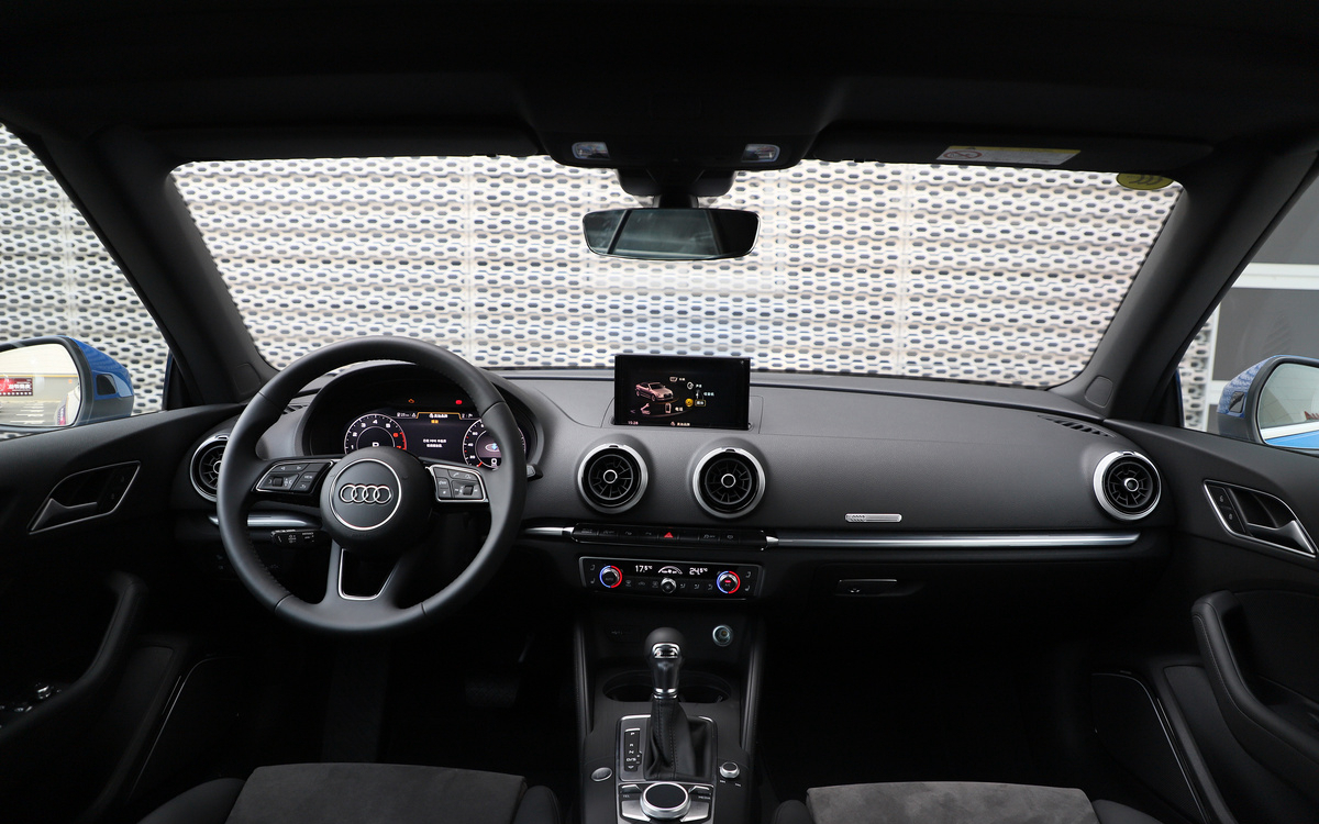 撩妹平民跑车,撩妹车实用车