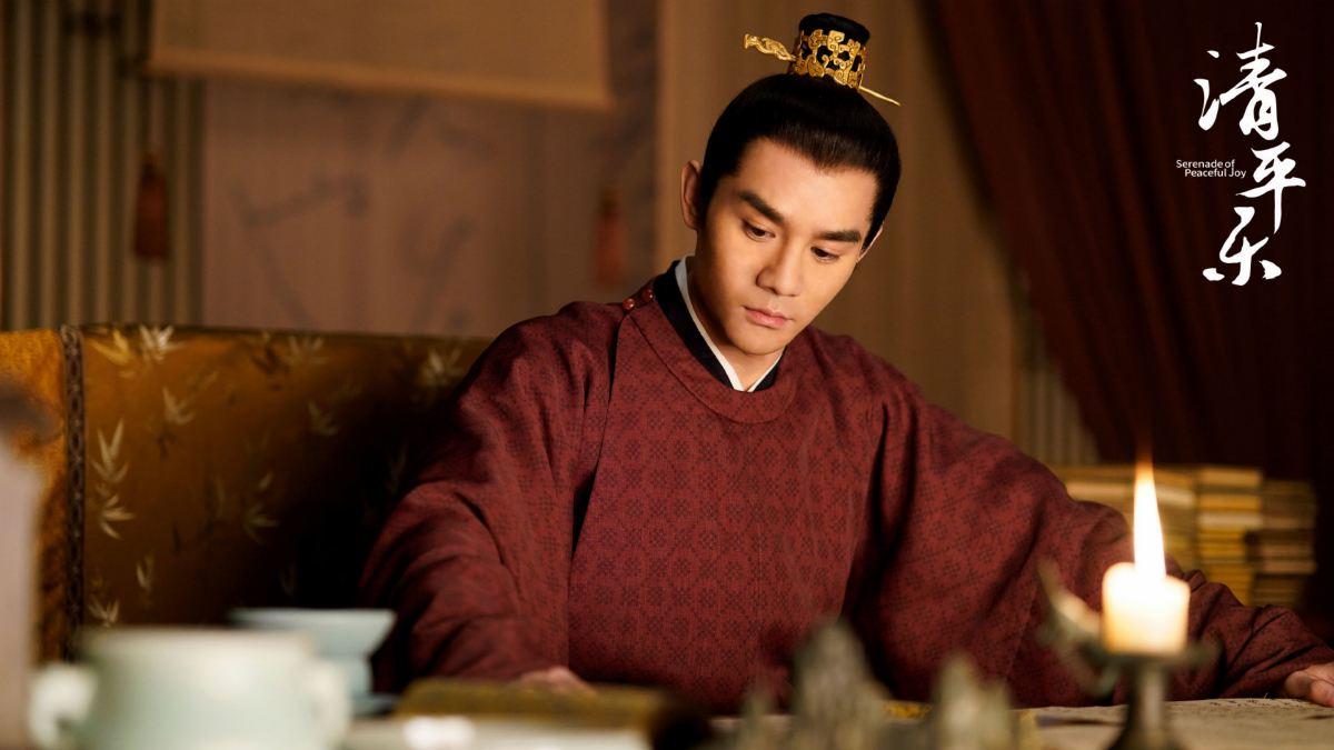 王凯又没得奖，侯鸿亮又要挨骂？