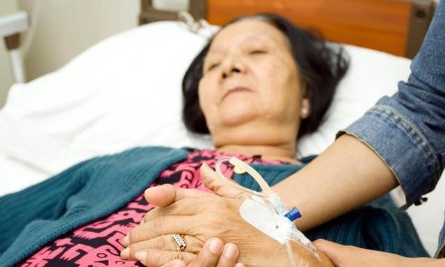 45岁女性得宫颈癌的概率高吗,45岁女性患宫颈癌的几率