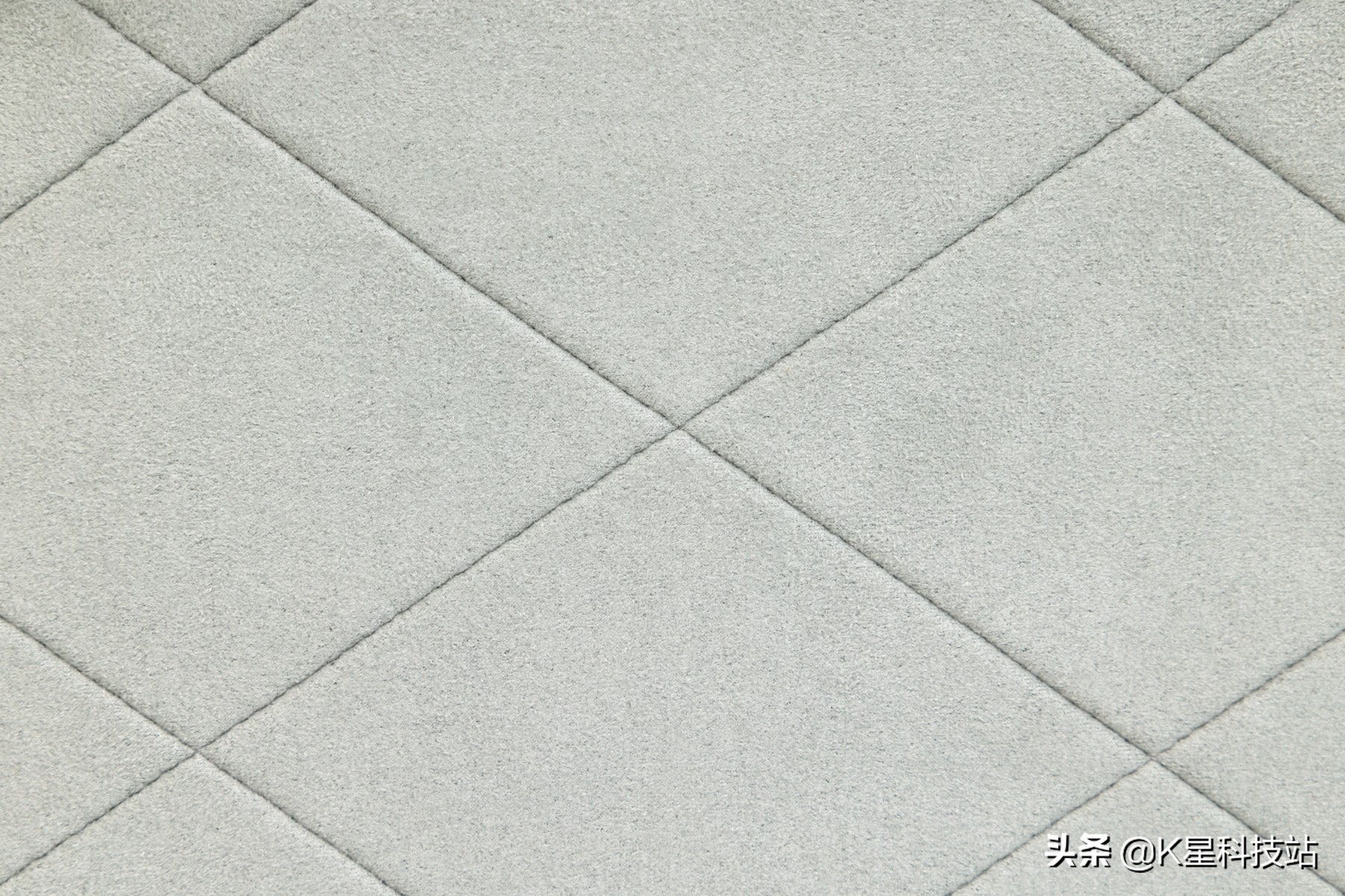 有哪些适合留学生的数码周边？一份来自老哥对表妹的厚爱清单