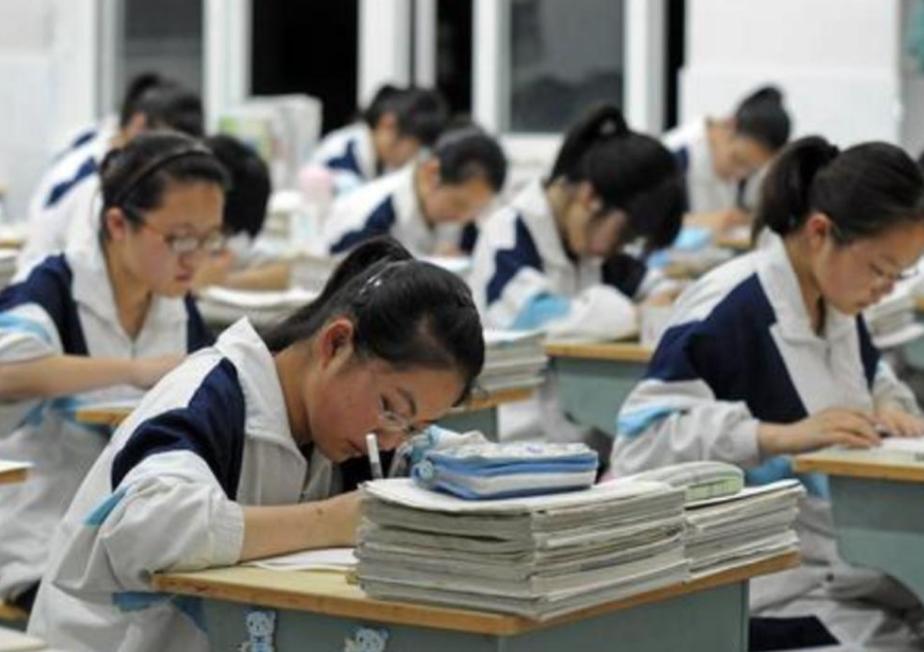 适合女生就业前景好的10大专业,女生目前就业前景最好的十大专业