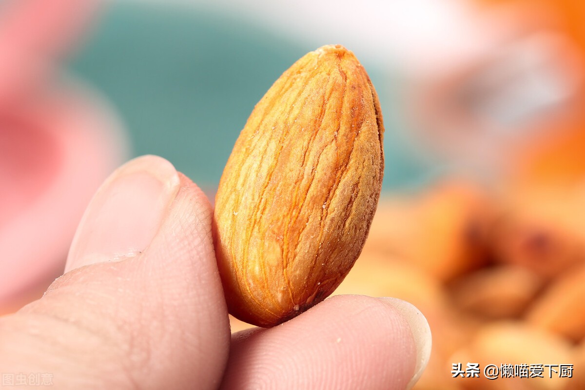 杏仁跟巴旦木仁有什么区别,巴旦木和杏仁外观怎么分辨