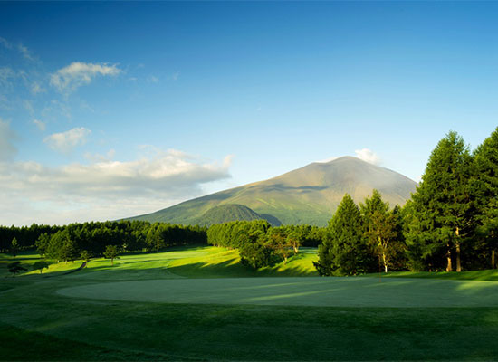 轻井泽高尔夫俱乐部,亚洲百佳高尔夫俱乐部