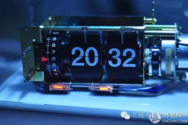 复古翻页钟和机械定时器,复古翻页钟机械定时器