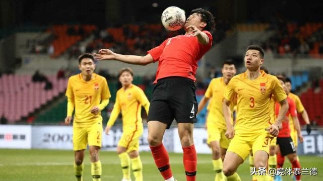 在韩国踢足球最成功的中国球员,踢球踢人属于负面行为吗