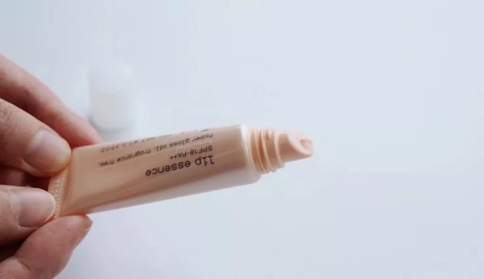 唇膏推荐50左右,推荐适合秋冬天涂的唇膏