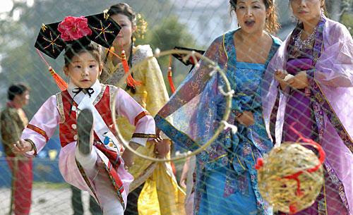 西樵山国艺影视城旅游节,佛山西樵山国艺影视城攻略