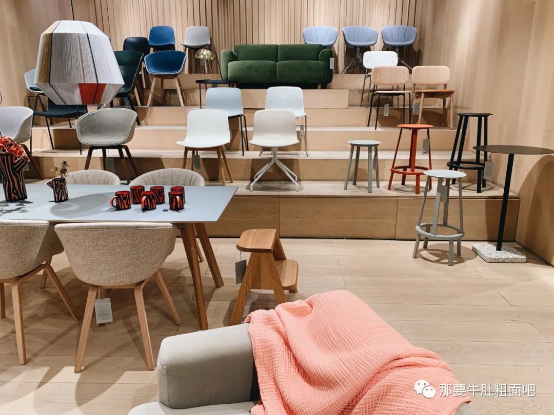 现代风格网购家具店铺推荐,买家具最容易踩的坑是什么