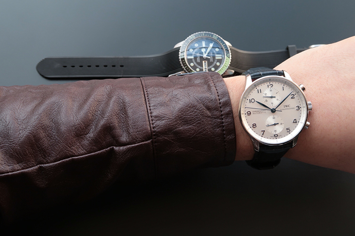 用买真表的钱买到了假表,瑞士手表假表