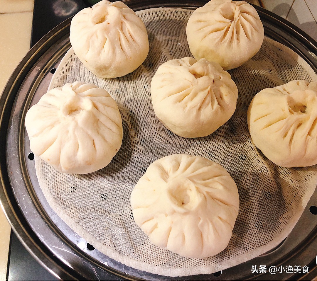 正宗酱肉包子的做法,酱肉包子的做法最正宗的做法