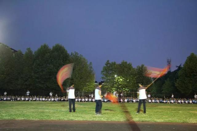 固始三中军训表演视频,固始永和学校军训