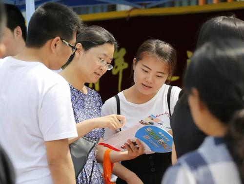 就业率高的二本财经大学,三所普通财经大学就业一点也不差